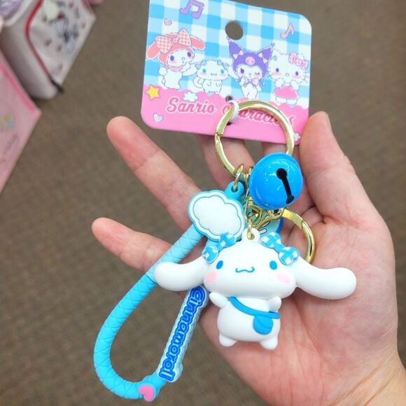 Sanrio Accessories - Brand New Sanrio Cinnamoroll Classic Keychain